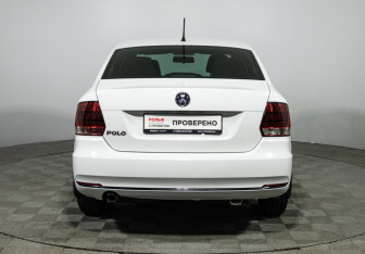 Подержанный автомобиль Volkswagen Polo Sedan 2016 года (6 фото)
