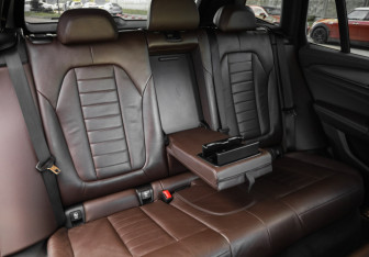 Подержанный автомобиль BMW X3 2021 года (28 фото)