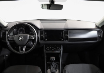 Подержанный автомобиль Skoda Kodiaq 2020 года (10 фото)