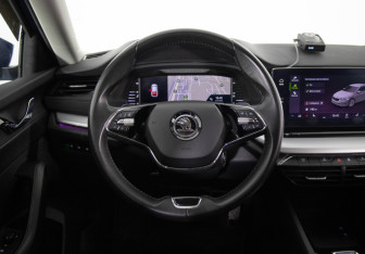 Подержанный автомобиль Skoda Octavia Liftback 2020 года (10 фото)
