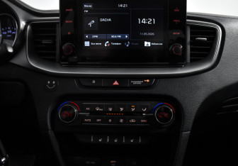 Подержанный автомобиль Kia Ceed Hatchback 2020 года (16 фото)
