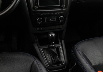 Подержанный автомобиль Skoda Yeti 2017 года (13 фото)