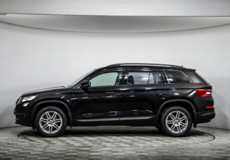 Подержанный автомобиль Skoda Kodiaq 2018 года (8 фото)