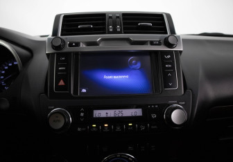 Подержанный автомобиль Toyota Land Cruiser Prado 2016 года (14 фото)
