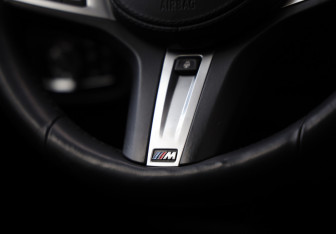 Подержанный автомобиль BMW X4 2021 года (16 фото)