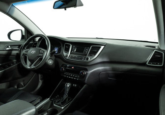 Подержанный автомобиль Hyundai Tucson 2018 года (9 фото)