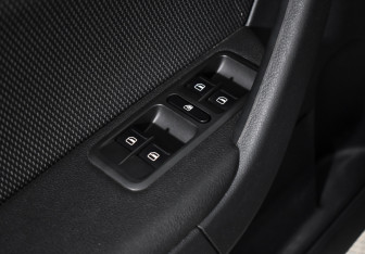 Подержанный автомобиль Skoda Yeti 2013 года (10 фото)