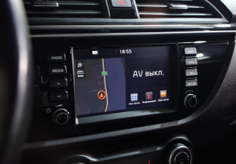 Подержанный автомобиль Kia Rio Hatchback 2019 года (13 фото)