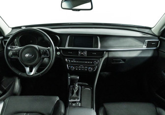 Подержанный автомобиль Kia Optima Sedan 2016 года (13 фото)