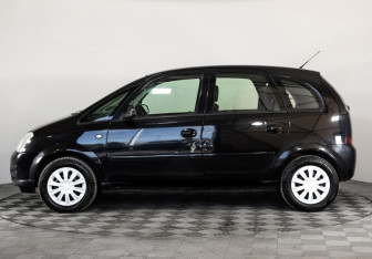 Подержанный автомобиль Opel Meriva 2007 года (8 фото)