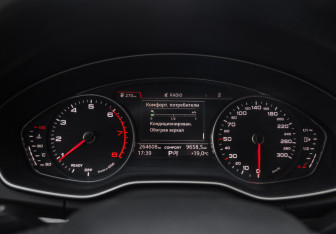 Подержанный автомобиль Audi Q5 2018 года (13 фото)