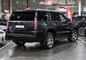 Подержанный автомобиль Jaecoo J8 2024 года (7 фото)