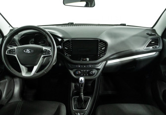 Подержанный автомобиль LADA (ВАЗ) Vesta Sedan 2020 года (13 фото)