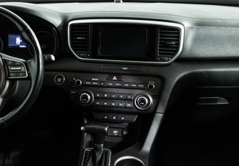 Подержанный автомобиль Kia Sportage 2019 года (14 фото)