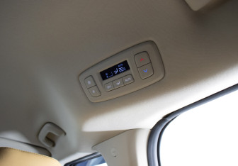 Подержанный автомобиль Kia Carnival 2021 года (26 фото)