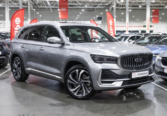 Подержанный автомобиль Geely Monjaro 2024 года (4 фото)
