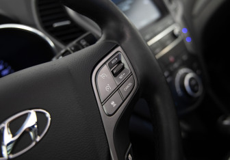 Подержанный автомобиль Hyundai Santa Fe 2015 года (21 фото)