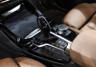 Подержанный автомобиль BMW X3 2020 года (24 фото)