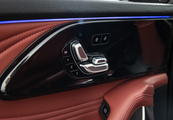 Подержанный автомобиль Exeed RX 2023 года (16 фото)