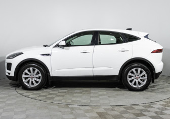 Подержанный автомобиль Jaguar E-Pace 2019 года (8 фото)