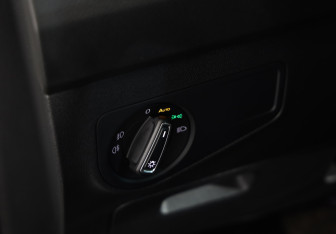 Подержанный автомобиль Volkswagen Tiguan 2017 года (19 фото)