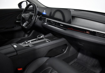 Подержанный автомобиль Chery Arrizo 8 2023 года (13 фото)