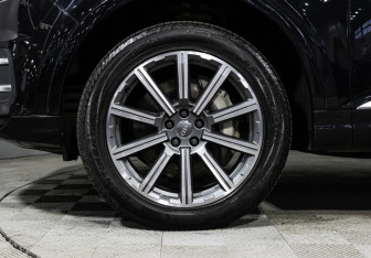Подержанный автомобиль Audi Q7 2019 года (33 фото)