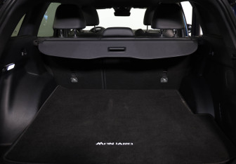 Подержанный автомобиль Geely Monjaro 2023 года (14 фото)