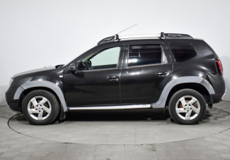 Подержанный автомобиль Renault Duster 2016 года (8 фото)