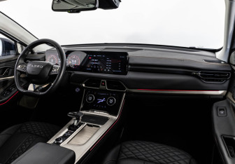 Подержанный автомобиль Exeed TXL 2022 года (10 фото)