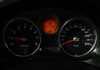 Подержанный автомобиль Volkswagen Tiguan 2015 года (12 фото)