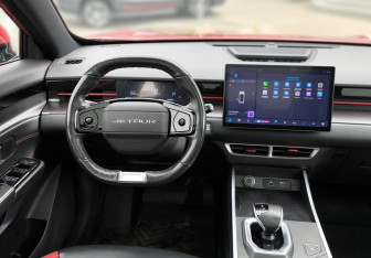 Подержанный автомобиль Jetour Dashing 2024 года (16 фото)