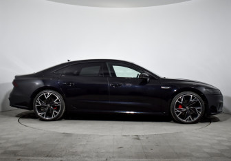 Подержанный автомобиль Audi A7 2024 года (4 фото)