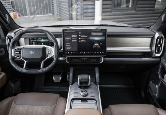 Подержанный автомобиль Jetour T2 2024 года (13 фото)