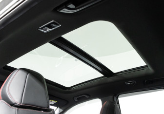 Подержанный автомобиль Geely Coolray 2023 года (15 фото)