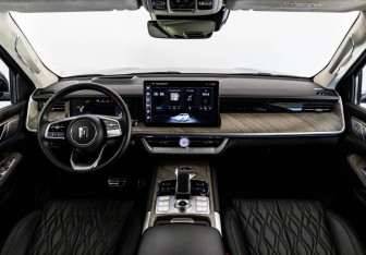 Подержанный автомобиль Tank 500 2023 года (12 фото)