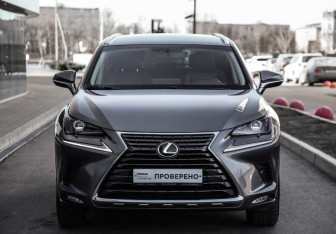 Подержанный автомобиль Lexus NX 2018 года (3 фото)