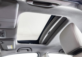 Подержанный автомобиль Honda Civic Sedan 2014 года (18 фото)