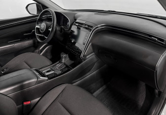 Подержанный автомобиль Hyundai Tucson 2021 года (13 фото)
