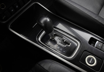 Подержанный автомобиль Mitsubishi Outlander 2017 года (18 фото)