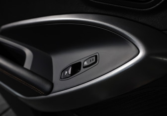 Подержанный автомобиль Hyundai Santa Fe 2012 года (25 фото)