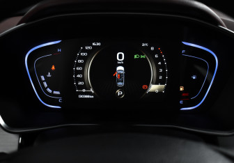 Подержанный автомобиль Geely Coolray 2021 года (20 фото)