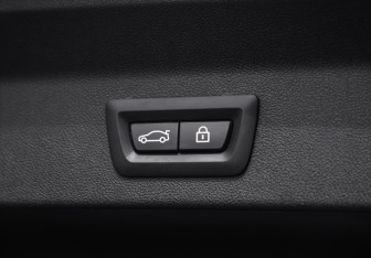 Подержанный автомобиль BMW X3 2020 года (39 фото)