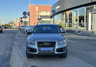 Подержанный автомобиль Audi Q5 2008 года (2 фото)