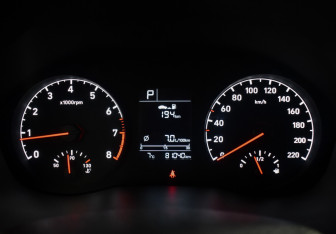 Подержанный автомобиль Hyundai Solaris Sedan 2017 года (19 фото)