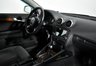 Подержанный автомобиль Audi A3 Hatchback 2011 года (13 фото)