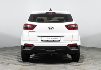 Подержанный автомобиль Hyundai Creta 2016 года (6 фото)