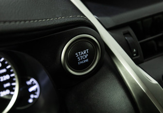 Подержанный автомобиль Lexus NX 2018 года (15 фото)