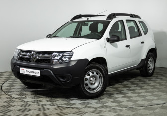 Подержанный автомобиль Renault Duster 2017 года (1 фото)