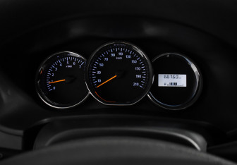 Подержанный автомобиль Renault Logan Sedan 2018 года (17 фото)